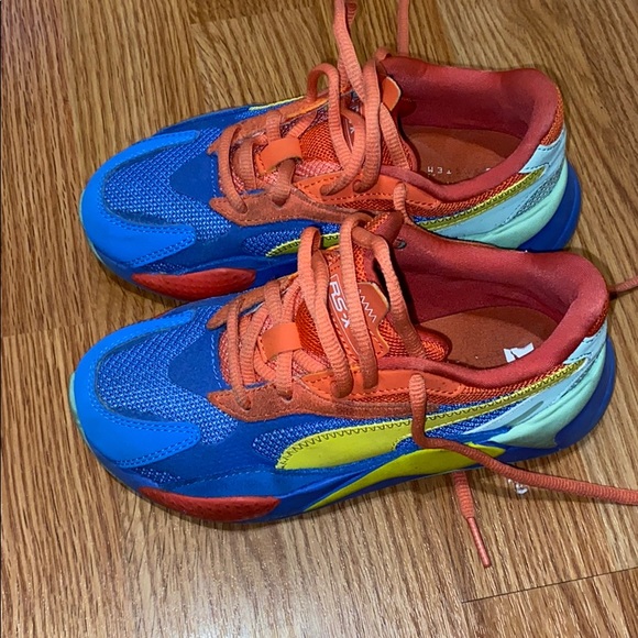 Puma - Picture 3 of 4